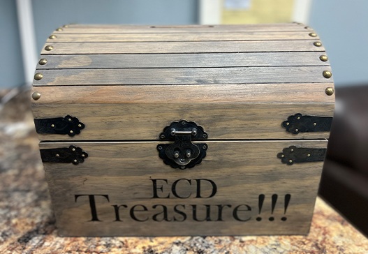 Children's treasure chest