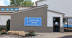 Outside view of Warsaw Indiana dental office