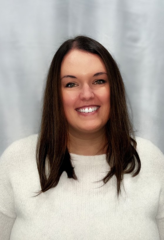 Dental Hygienist, Jenni